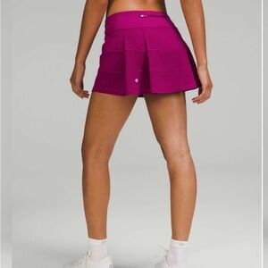 BNWT Lululemon Pace Rival Mid-Rise Running Tennis Skirt Magenta Purple size 4